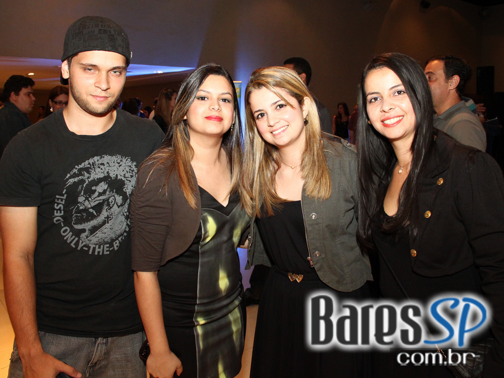 Tributo a Raul Seixas aconteceu no sábado no HSBC Brasil com participação do grupo Detonautas Tributo a Raul Seixas aconteceu no sábado no HSBC Brasil com participação do grupo Detonautas