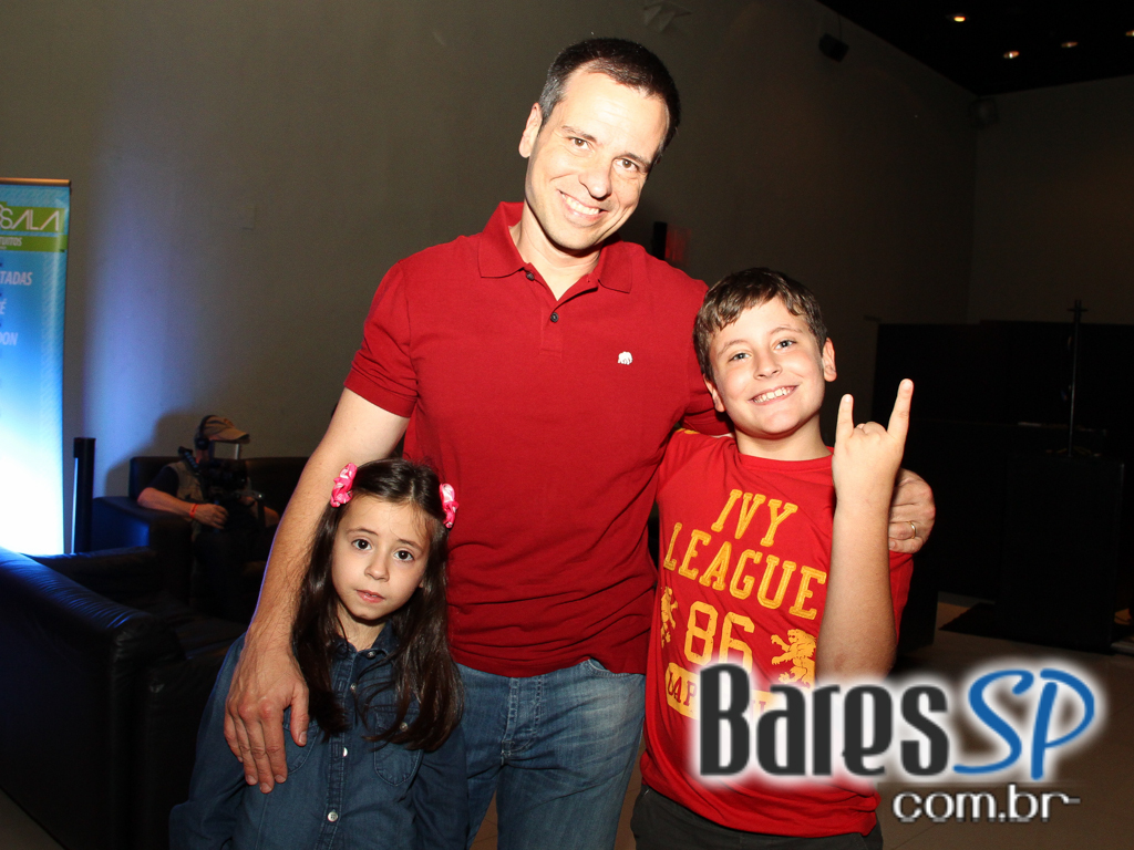 Tributo a Raul Seixas aconteceu no sábado no HSBC Brasil com participação do grupo Detonautas Tributo a Raul Seixas aconteceu no sábado no HSBC Brasil com participação do grupo Detonautas