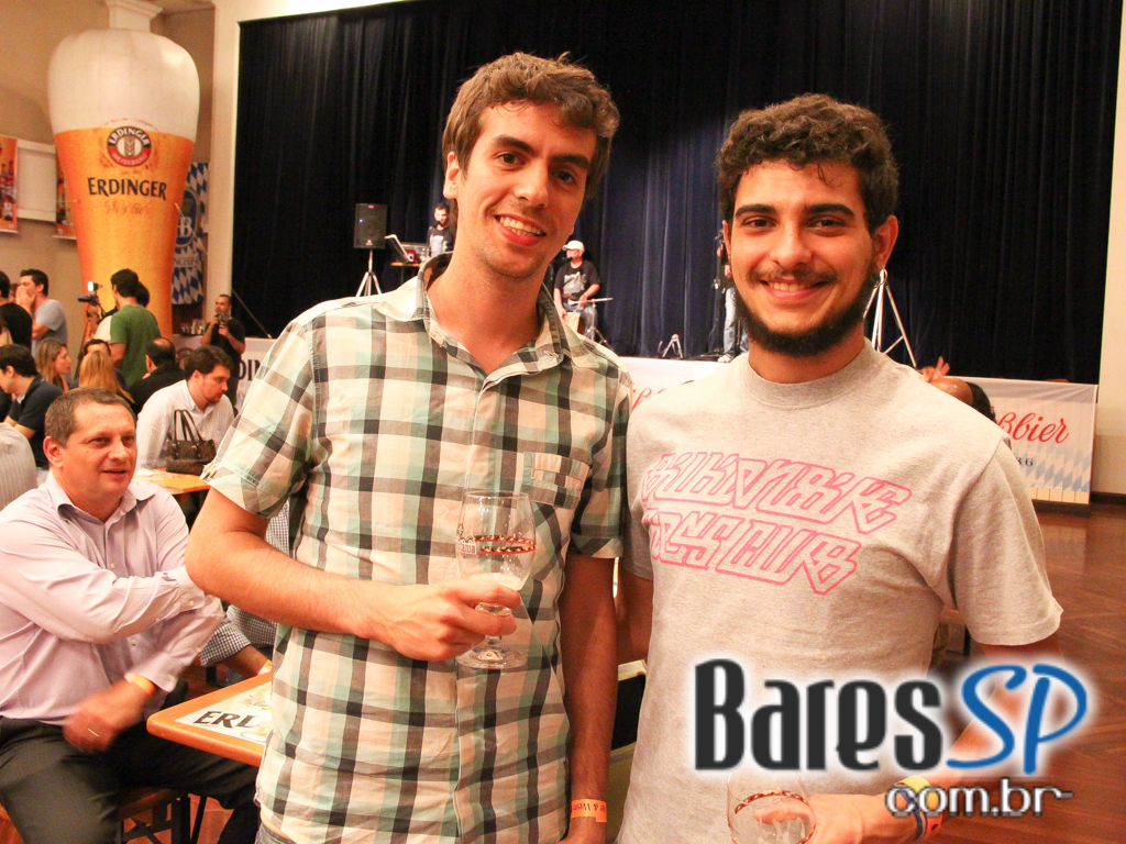 Bier & Wein importadora realizou feira de cervejas especiais no Club Transatlântico Bier & Wein importadora realizou feira de cervejas especiais no Club Transatlântico