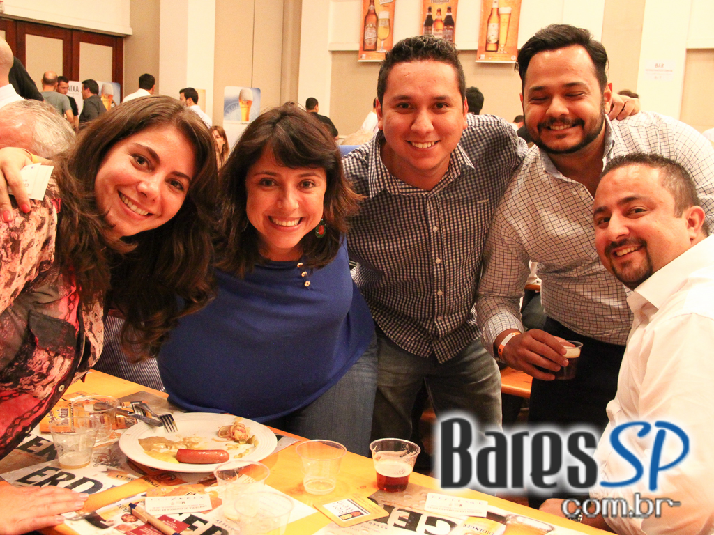 Bier & Wein importadora realizou feira de cervejas especiais no Club Transatlântico Bier & Wein importadora realizou feira de cervejas especiais no Club Transatlântico