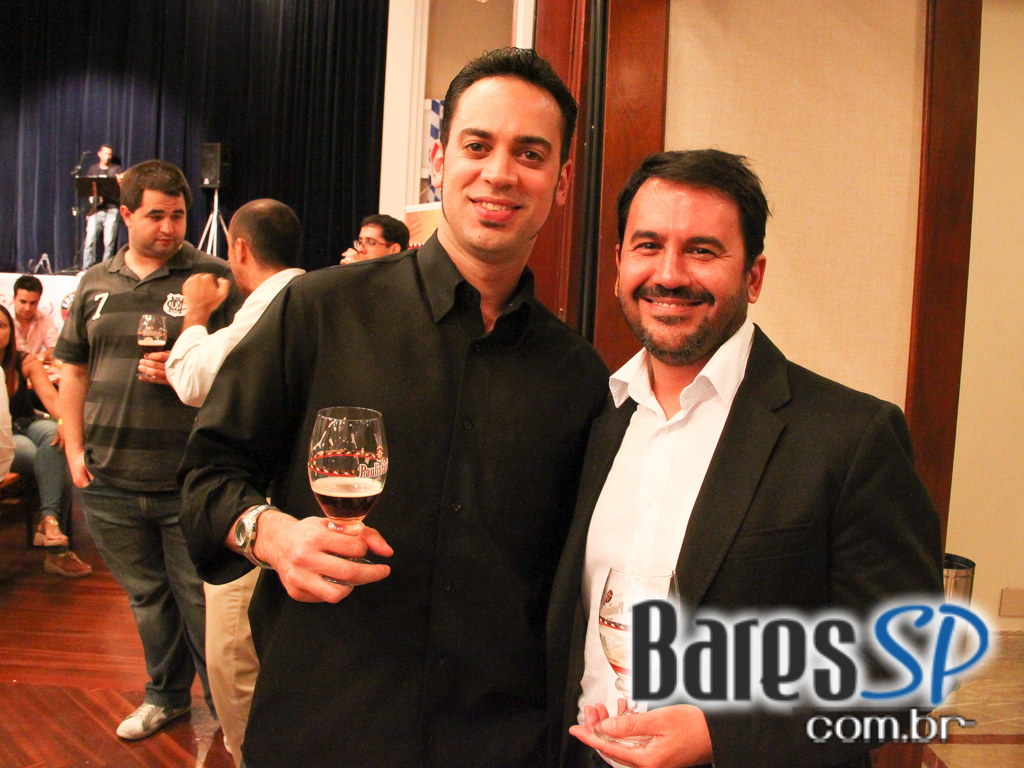 Bier & Wein importadora realizou feira de cervejas especiais no Club Transatlântico Bier & Wein importadora realizou feira de cervejas especiais no Club Transatlântico