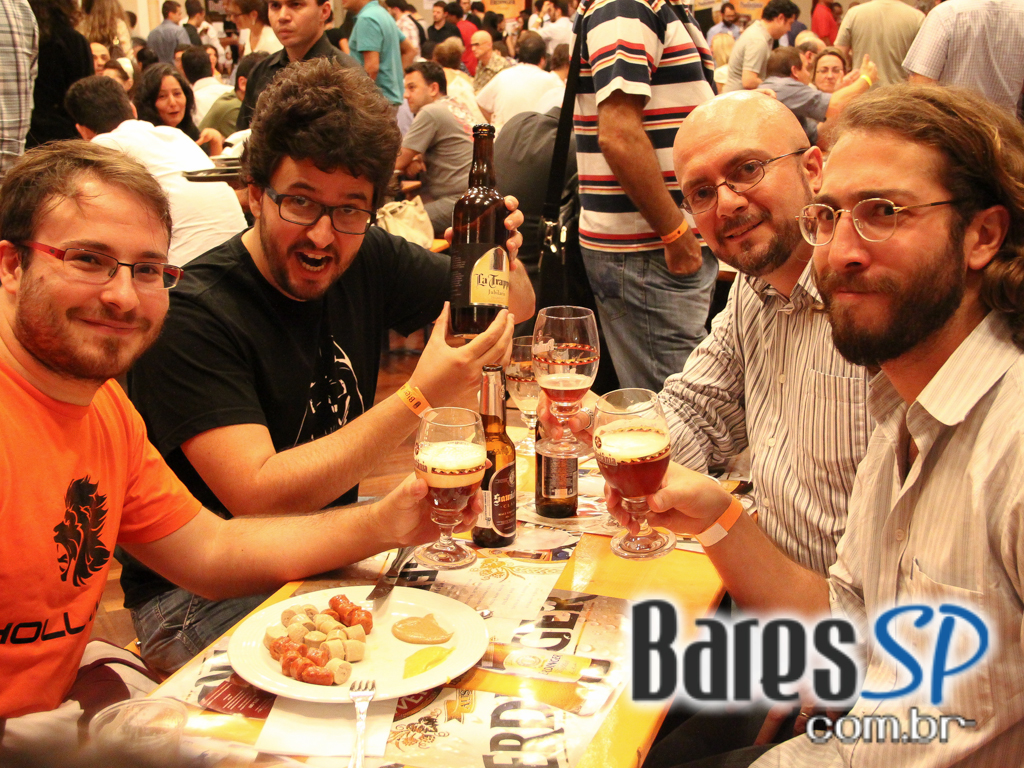 Bier & Wein importadora realizou feira de cervejas especiais no Club Transatlântico Bier & Wein importadora realizou feira de cervejas especiais no Club Transatlântico