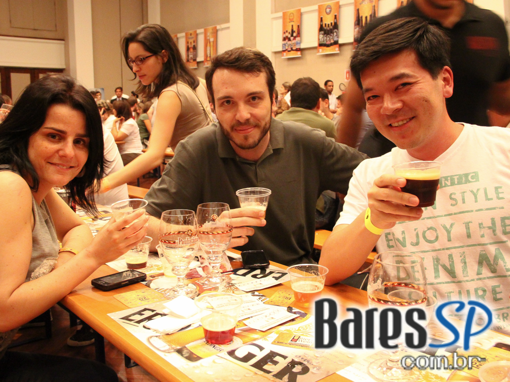 Bier & Wein importadora realizou feira de cervejas especiais no Club Transatlântico Bier & Wein importadora realizou feira de cervejas especiais no Club Transatlântico