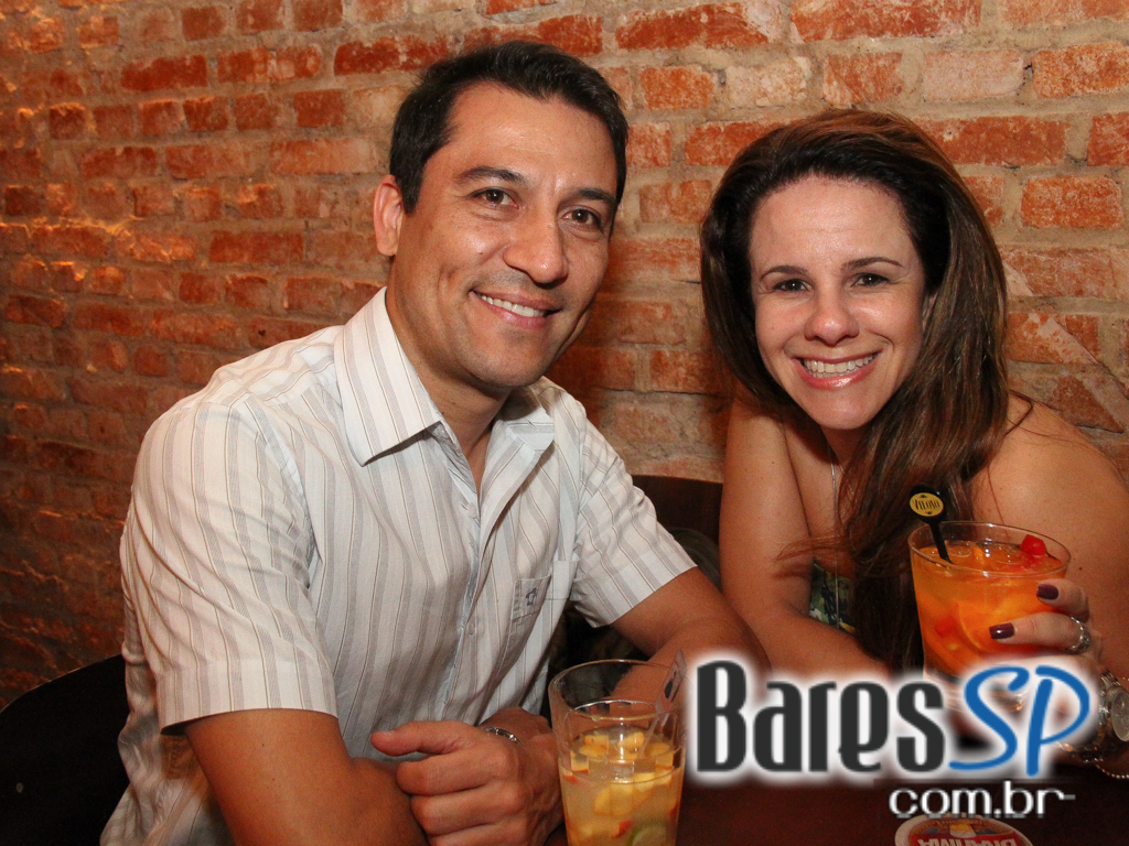 Veloso Bar ofereceu caipirinhas e petiscos variados na terça-feira Veloso Bar ofereceu caipirinhas e petiscos variados na terça-feira