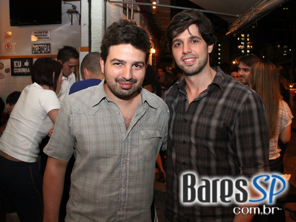 Veloso Bar ofereceu caipirinhas e petiscos variados na terça-feira Veloso Bar ofereceu caipirinhas e petiscos variados na terça-feira