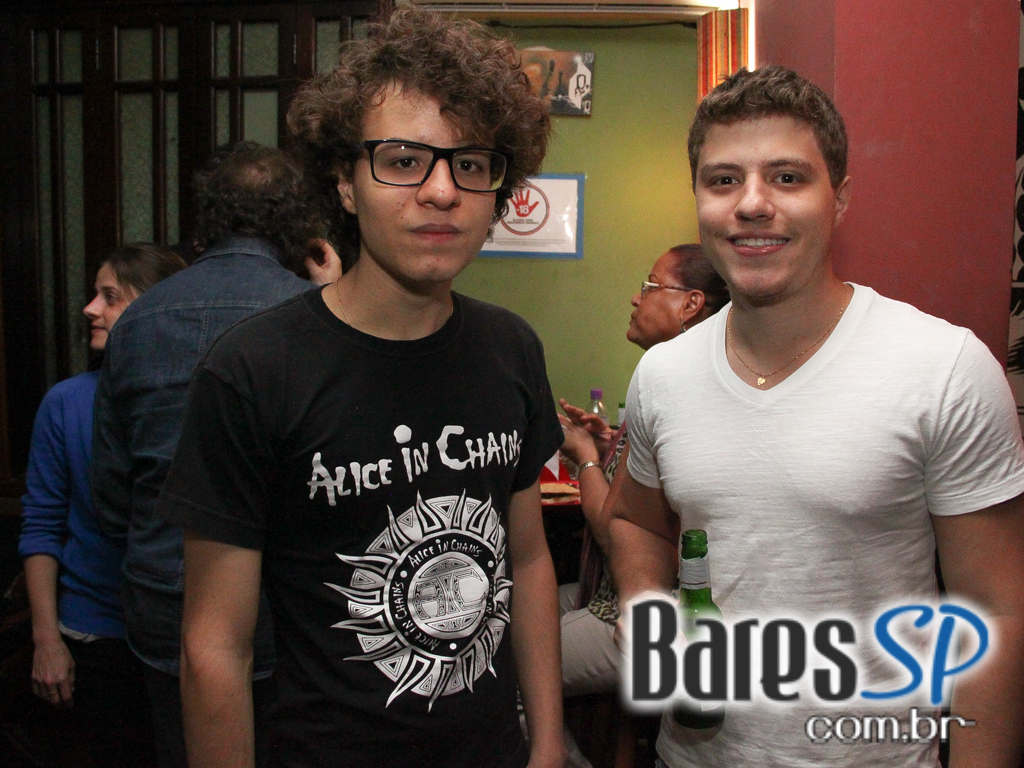 Kabul recebeu grupo Dialeto que animou a noite de quarta-feira Kabul recebeu grupo Dialeto que animou a noite de quarta-feira