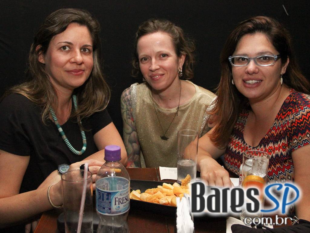 Kabul recebeu grupo Dialeto que animou a noite de quarta-feira Kabul recebeu grupo Dialeto que animou a noite de quarta-feira