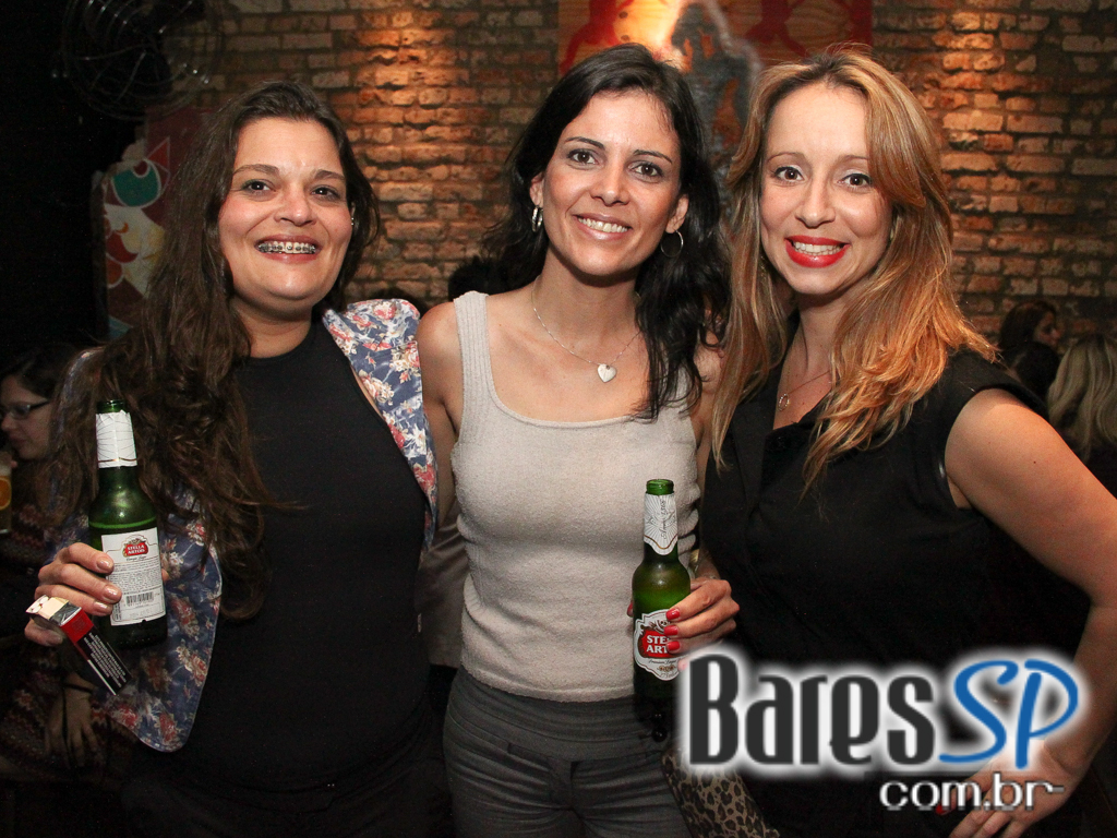 Kabul recebeu grupo Dialeto que animou a noite de quarta-feira Kabul recebeu grupo Dialeto que animou a noite de quarta-feira