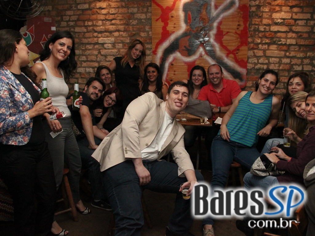 Kabul recebeu grupo Dialeto que animou a noite de quarta-feira Kabul recebeu grupo Dialeto que animou a noite de quarta-feira