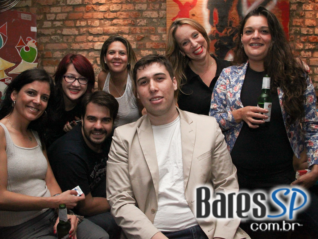 Kabul recebeu grupo Dialeto que animou a noite de quarta-feira Kabul recebeu grupo Dialeto que animou a noite de quarta-feira