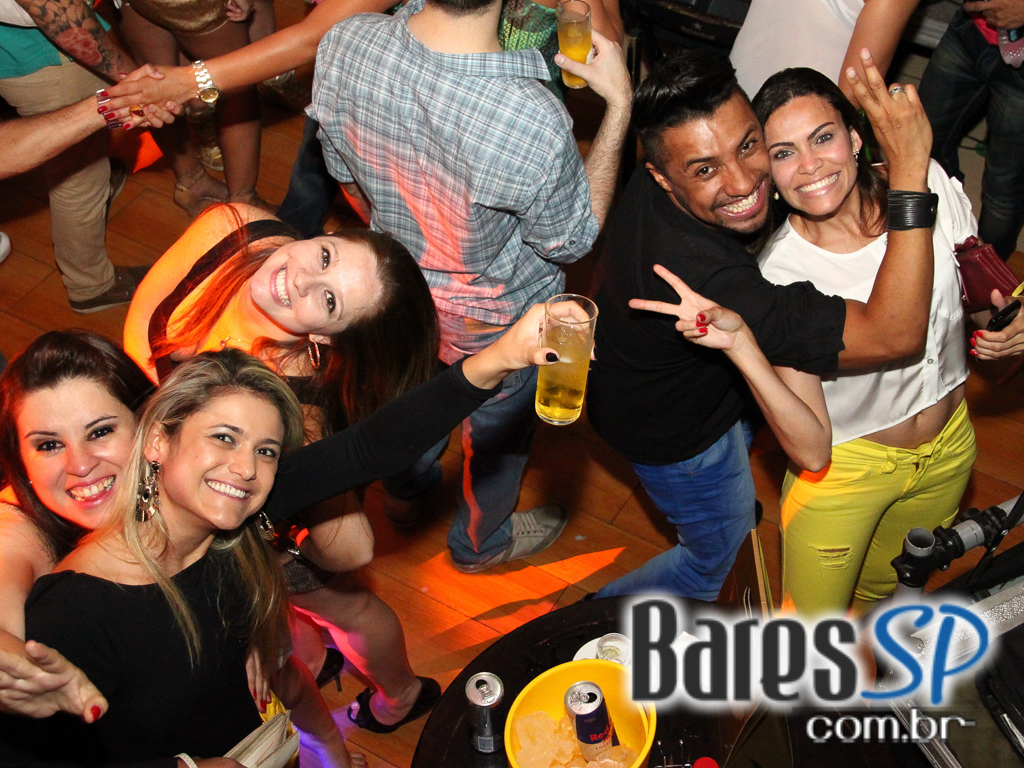 Bar Santa Julia ofereceu programação especial no sábado Bar Santa Julia ofereceu programação especial no sábado