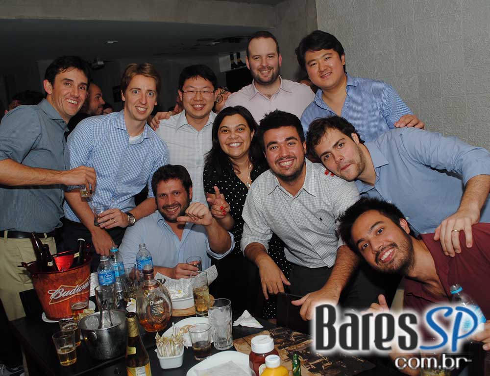 Rodrigo e Edu animaram a noite de quinta-feira do Public Bar e After Bar Rodrigo e Edu animaram a noite de quinta-feira do Public Bar e After Bar