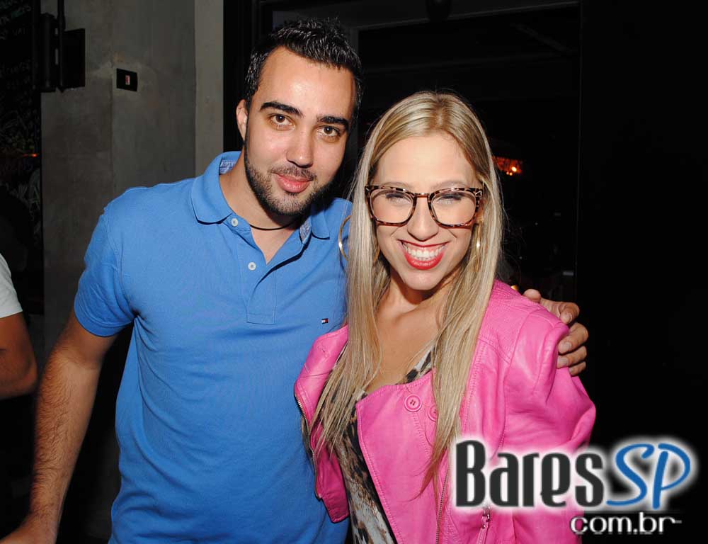 Rodrigo e Edu animaram a noite de quinta-feira do Public Bar e After Bar Rodrigo e Edu animaram a noite de quinta-feira do Public Bar e After Bar