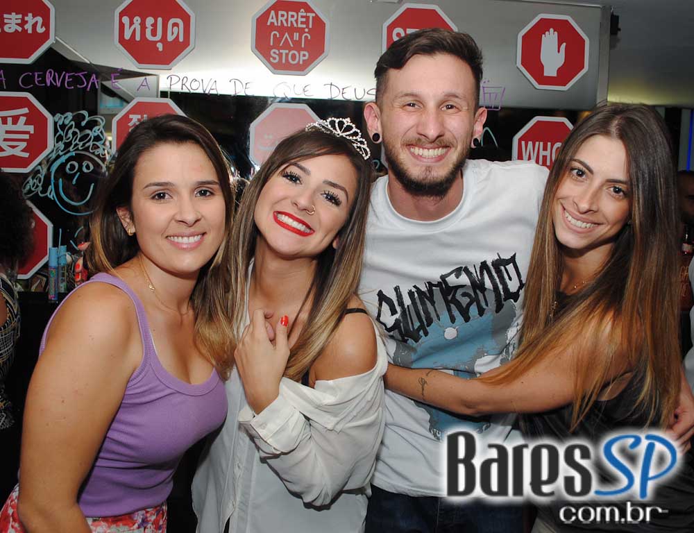 Rodrigo e Edu animaram a noite de quinta-feira do Public Bar e After Bar Rodrigo e Edu animaram a noite de quinta-feira do Public Bar e After Bar