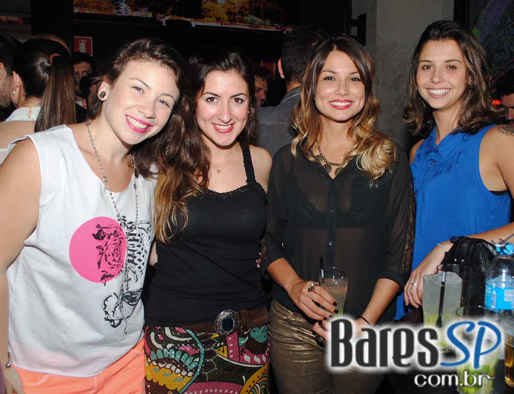 Rodrigo e Edu animaram a noite de quinta-feira do Public Bar e After Bar Rodrigo e Edu animaram a noite de quinta-feira do Public Bar e After Bar