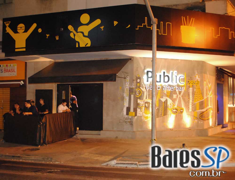 Rodrigo e Edu animaram a noite de quinta-feira do Public Bar e After Bar Rodrigo e Edu animaram a noite de quinta-feira do Public Bar e After Bar