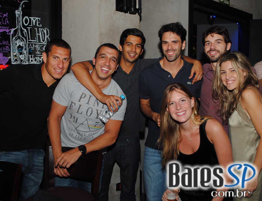 Rodrigo e Edu animaram a noite de quinta-feira do Public Bar e After Bar Rodrigo e Edu animaram a noite de quinta-feira do Public Bar e After Bar