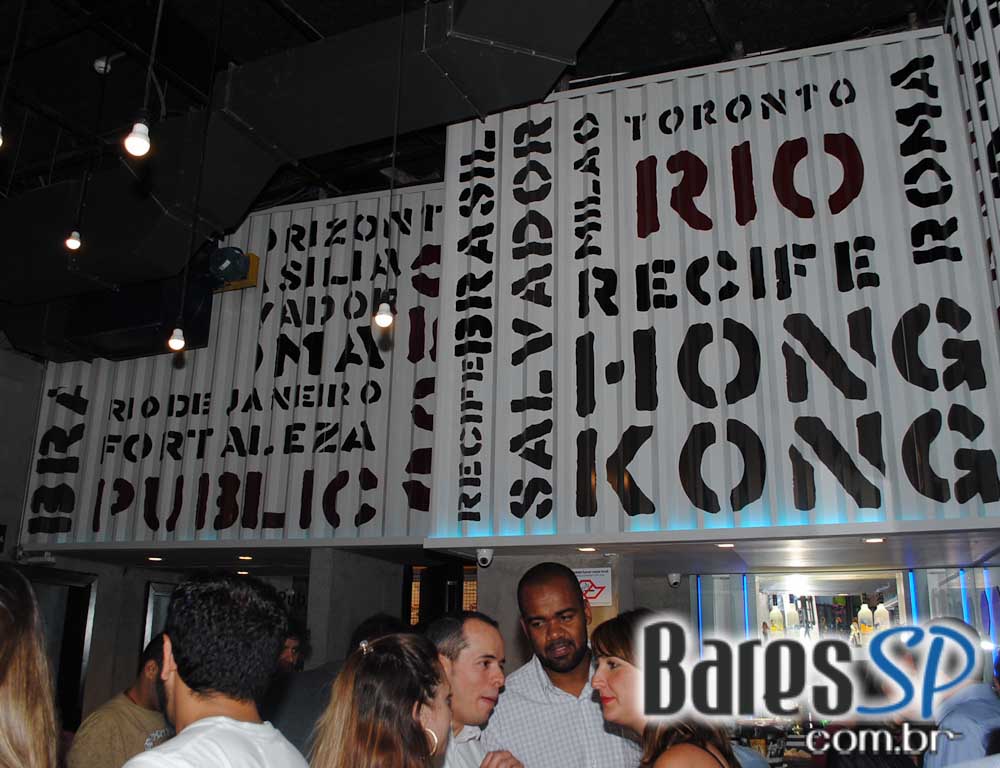 Rodrigo e Edu animaram a noite de quinta-feira do Public Bar e After Bar Rodrigo e Edu animaram a noite de quinta-feira do Public Bar e After Bar