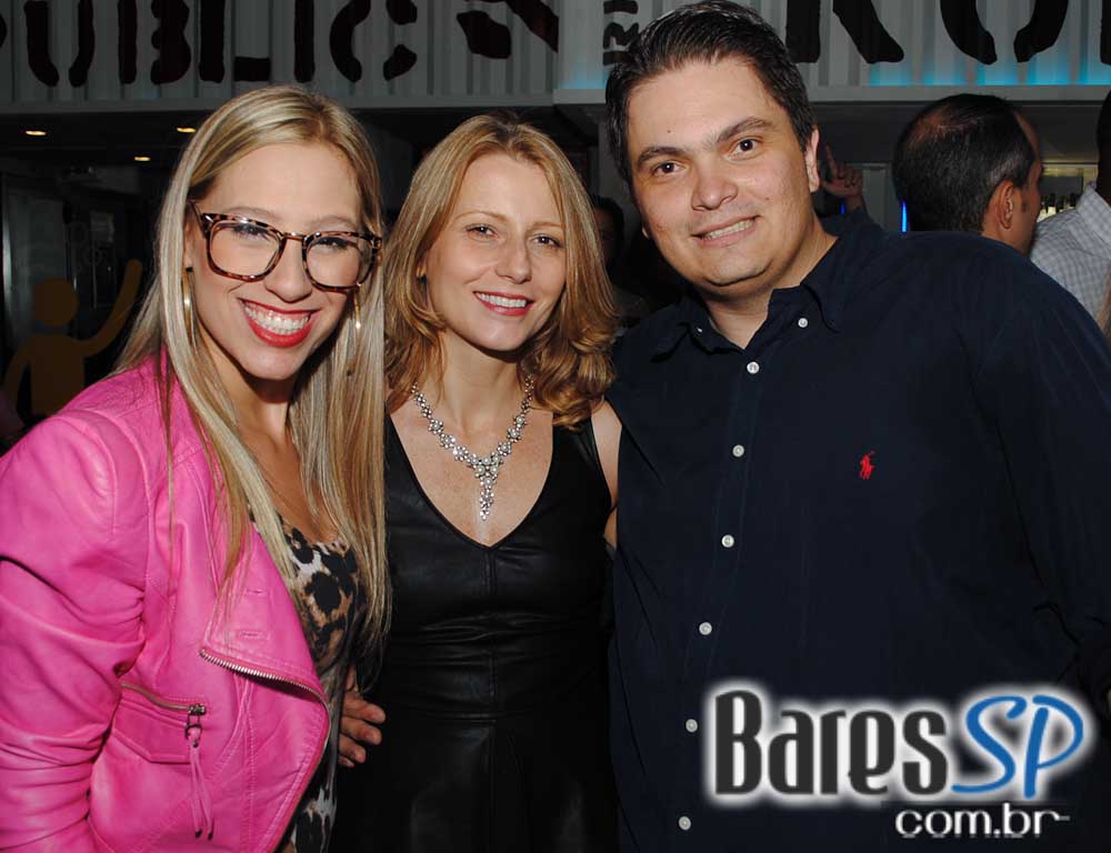 Rodrigo e Edu animaram a noite de quinta-feira do Public Bar e After Bar Rodrigo e Edu animaram a noite de quinta-feira do Public Bar e After Bar