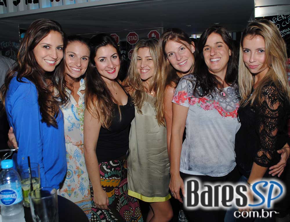 Rodrigo e Edu animaram a noite de quinta-feira do Public Bar e After Bar Rodrigo e Edu animaram a noite de quinta-feira do Public Bar e After Bar