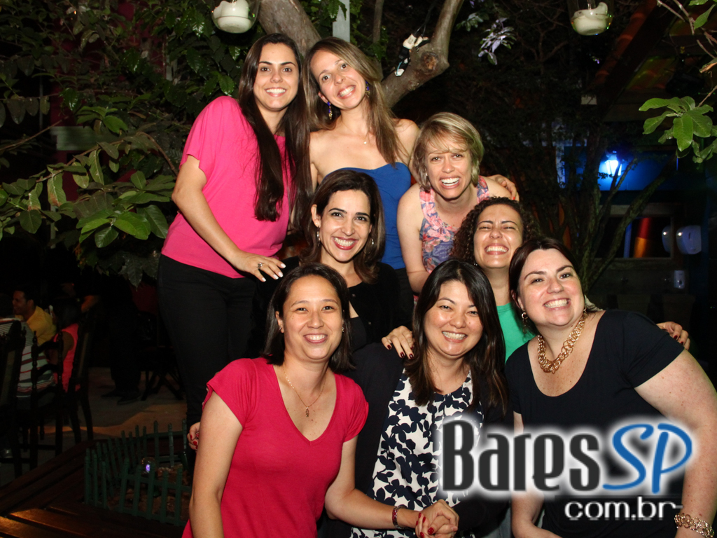 Vila Moema apresentou ambiente descontraído com DJs residentes Vila Moema apresentou ambiente descontraído com DJs residentes