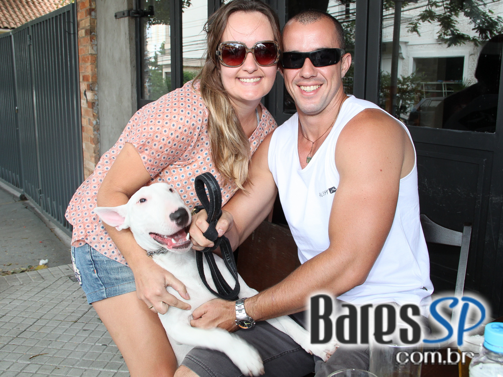Ambiente descontraído no Bar Seu Domingos na Vila Madalena Ambiente descontraído no Bar Seu Domingos na Vila Madalena