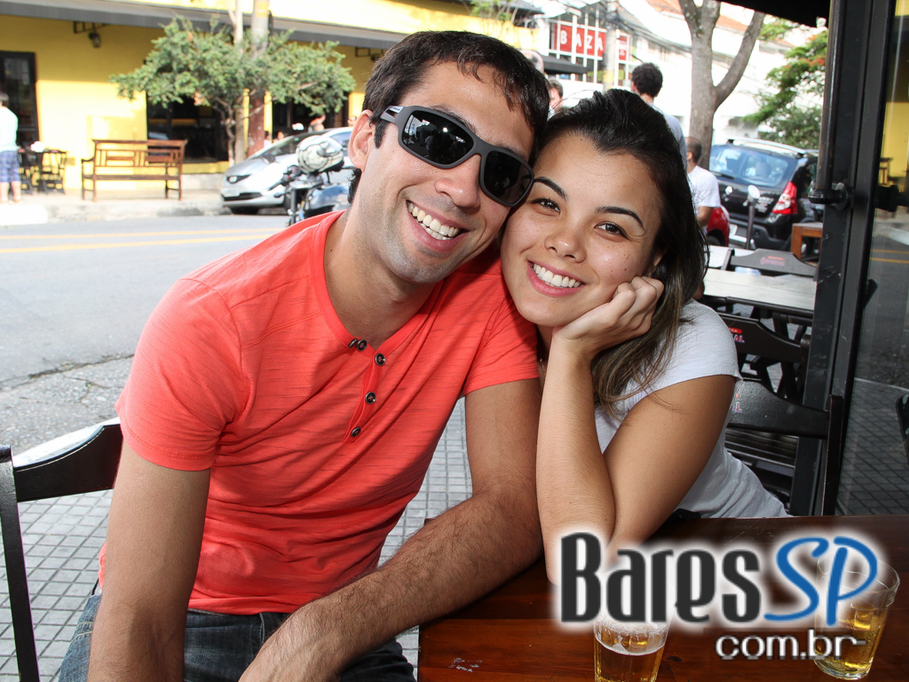 Ambiente descontraído no Bar Seu Domingos na Vila Madalena Ambiente descontraído no Bar Seu Domingos na Vila Madalena