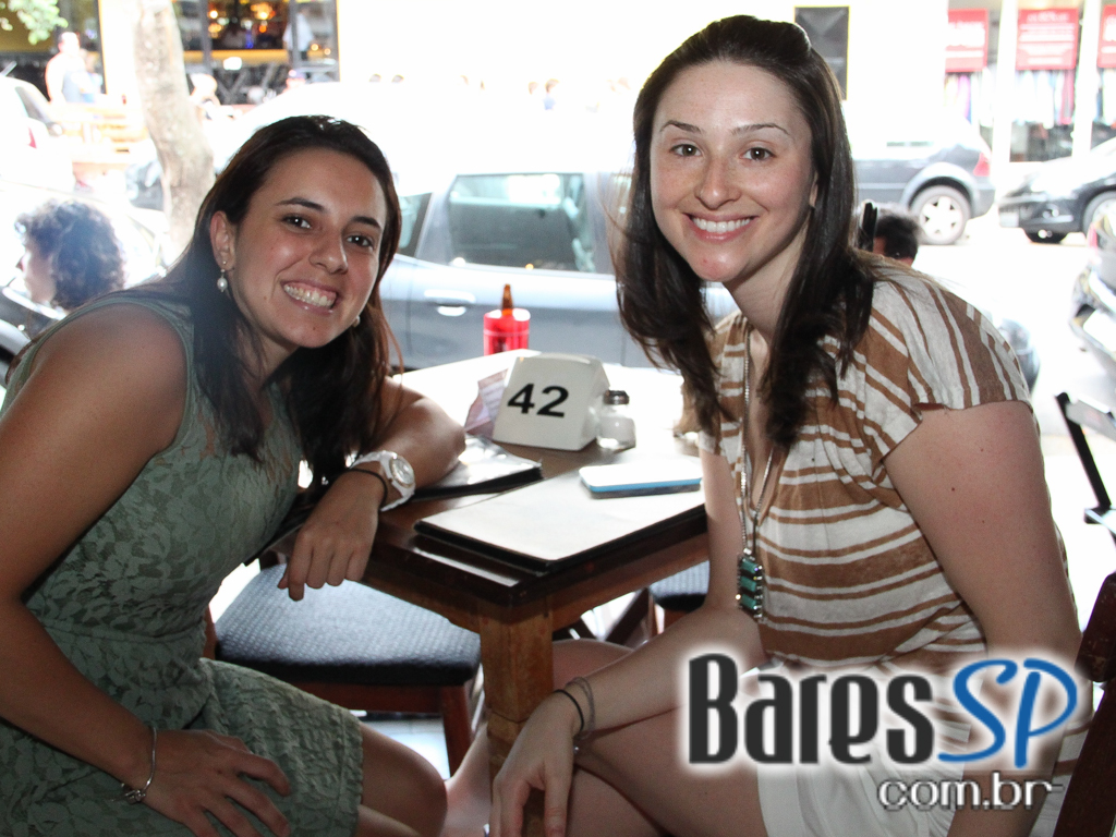 Ambiente descontraído no Bar Seu Domingos na Vila Madalena Ambiente descontraído no Bar Seu Domingos na Vila Madalena