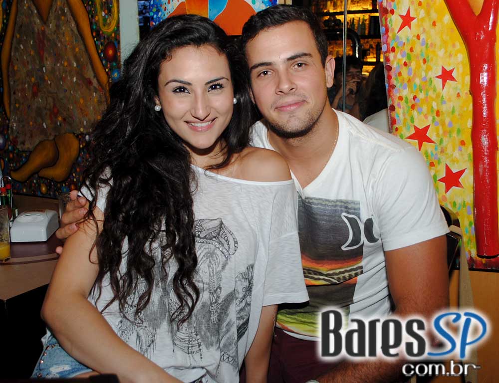 Armazém Piola ofereceu no domingo cardápio variado de petiscos e bebidas Armazém Piola ofereceu no domingo cardápio variado de petiscos e bebidas