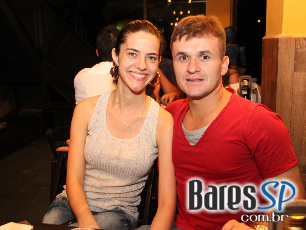 Música ao vivo e cardápio variado no sábado do Boteco Madá Música ao vivo e cardápio variado no sábado do Boteco Madá