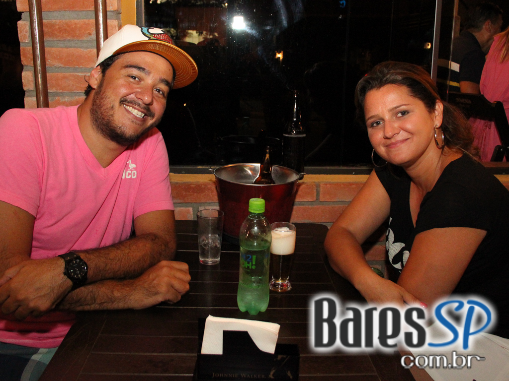 Música ao vivo e cardápio variado no sábado do Boteco Madá Música ao vivo e cardápio variado no sábado do Boteco Madá