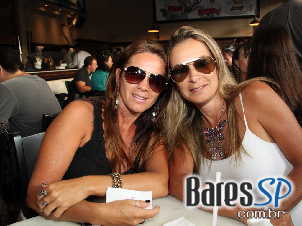 Boteco São Bento ofereceu chopp gelado no domingo, na Vila Madalena Boteco São Bento ofereceu chopp gelado no domingo, na Vila Madalena