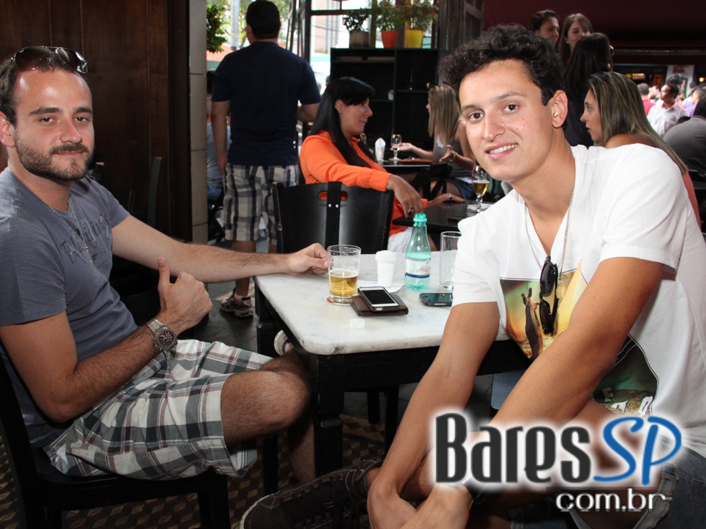 Boteco São Bento ofereceu chopp gelado no domingo, na Vila Madalena Boteco São Bento ofereceu chopp gelado no domingo, na Vila Madalena