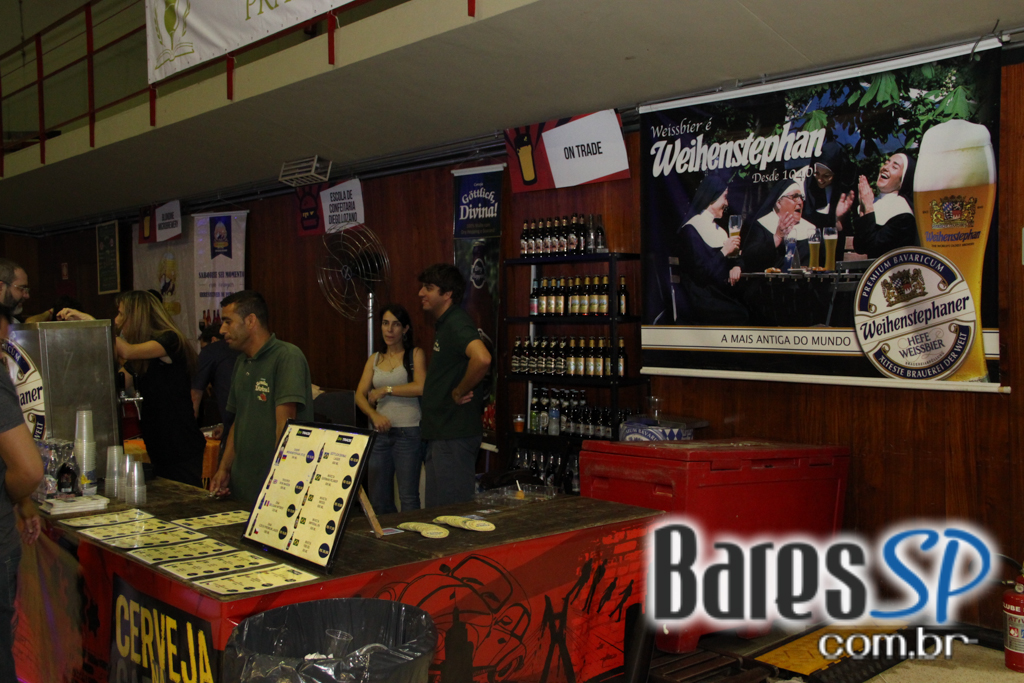 Sociedade da Cerveja apresentou feira que uniu cerveja, música e gastronomia no Esporte Clube Sírio Sociedade da Cerveja apresentou feira que uniu cerveja, música e gastronomia no Esporte Clube Sírio