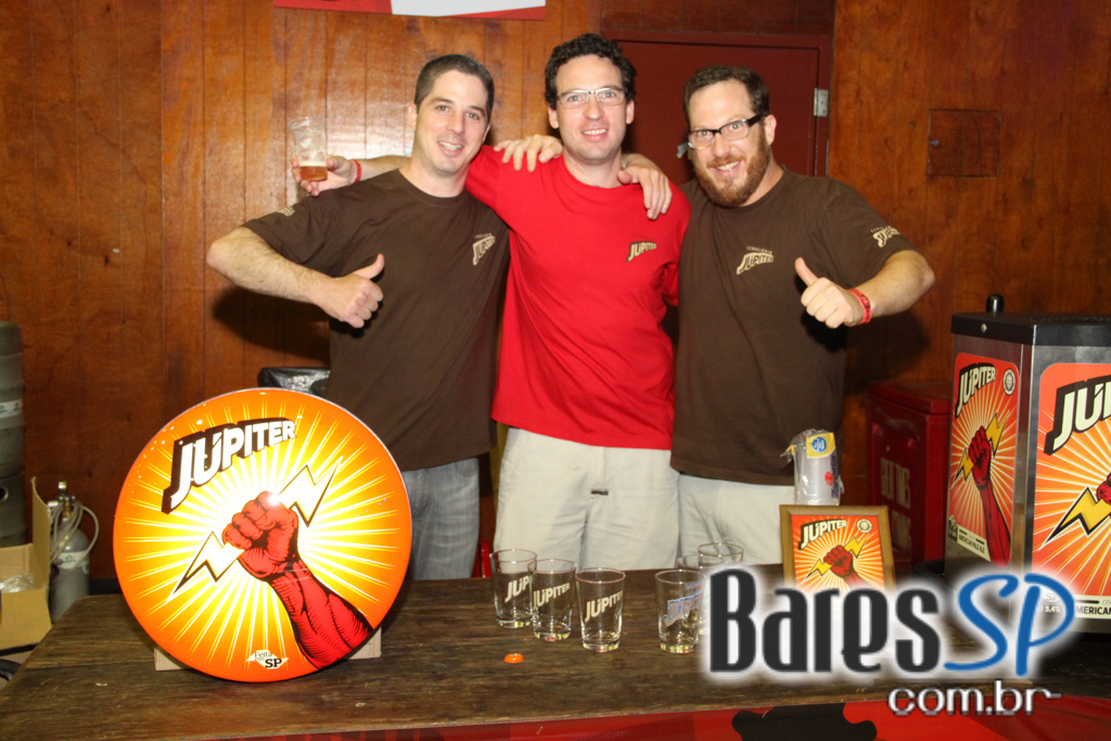 Sociedade da Cerveja apresentou feira que uniu cerveja, música e gastronomia no Esporte Clube Sírio Sociedade da Cerveja apresentou feira que uniu cerveja, música e gastronomia no Esporte Clube Sírio