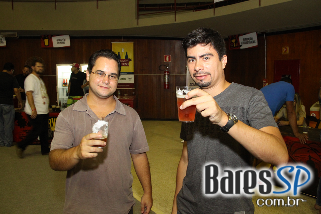 Sociedade da Cerveja apresentou feira que uniu cerveja, música e gastronomia no Esporte Clube Sírio Sociedade da Cerveja apresentou feira que uniu cerveja, música e gastronomia no Esporte Clube Sírio