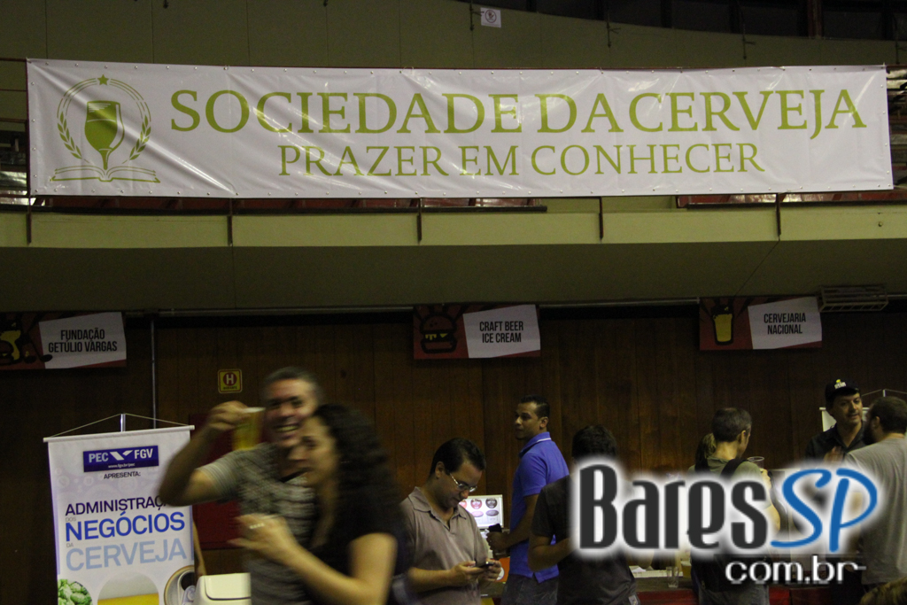 Sociedade da Cerveja apresentou feira que uniu cerveja, música e gastronomia no Esporte Clube Sírio Sociedade da Cerveja apresentou feira que uniu cerveja, música e gastronomia no Esporte Clube Sírio