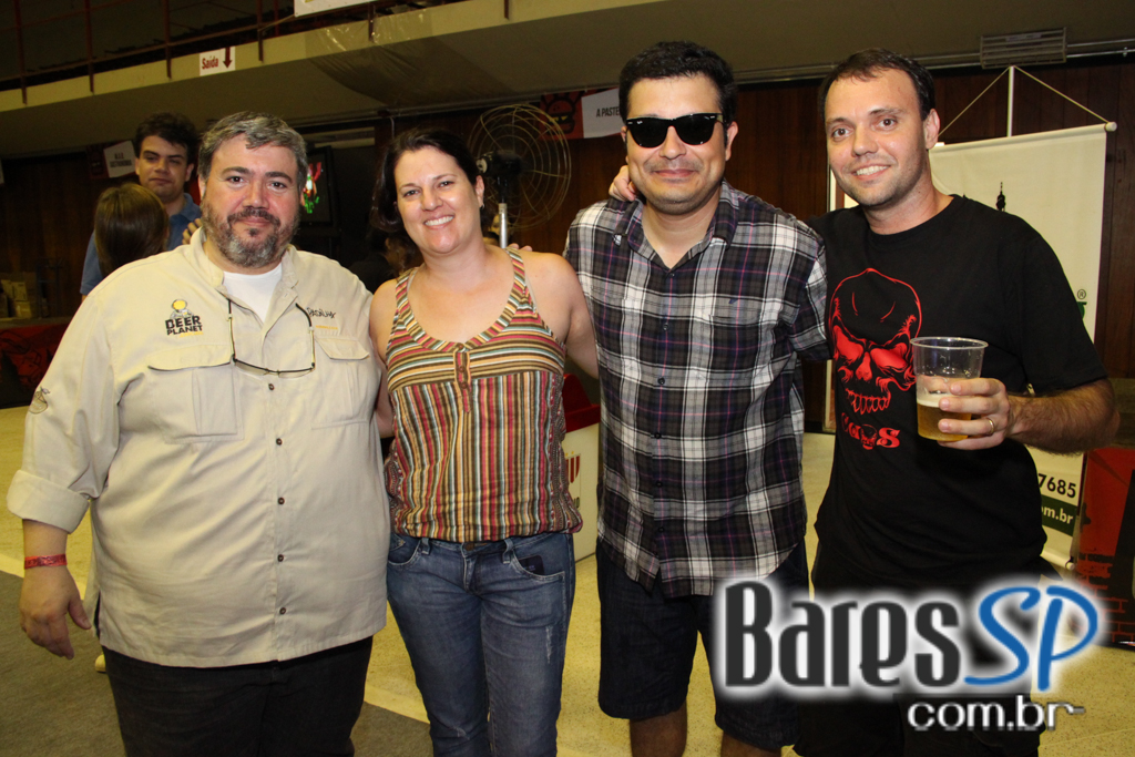Sociedade da Cerveja apresentou feira que uniu cerveja, música e gastronomia no Esporte Clube Sírio Sociedade da Cerveja apresentou feira que uniu cerveja, música e gastronomia no Esporte Clube Sírio