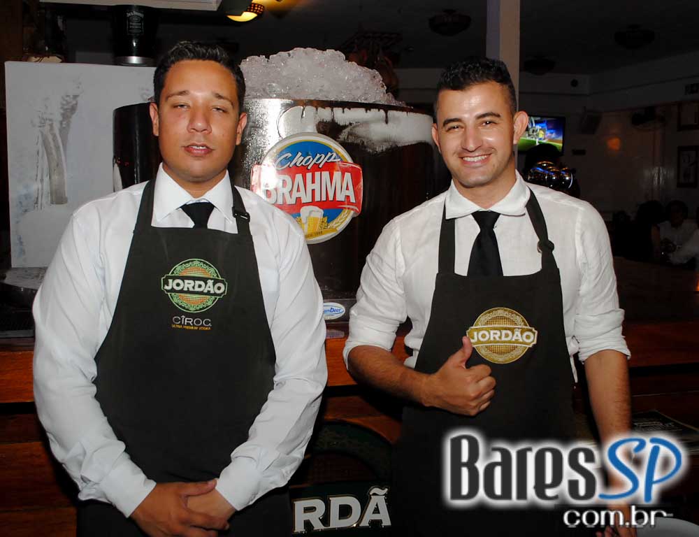 Jordão Bar ofereceu Happy Hour com chope gelado e petiscos Jordão Bar ofereceu Happy Hour com chope gelado e petiscos