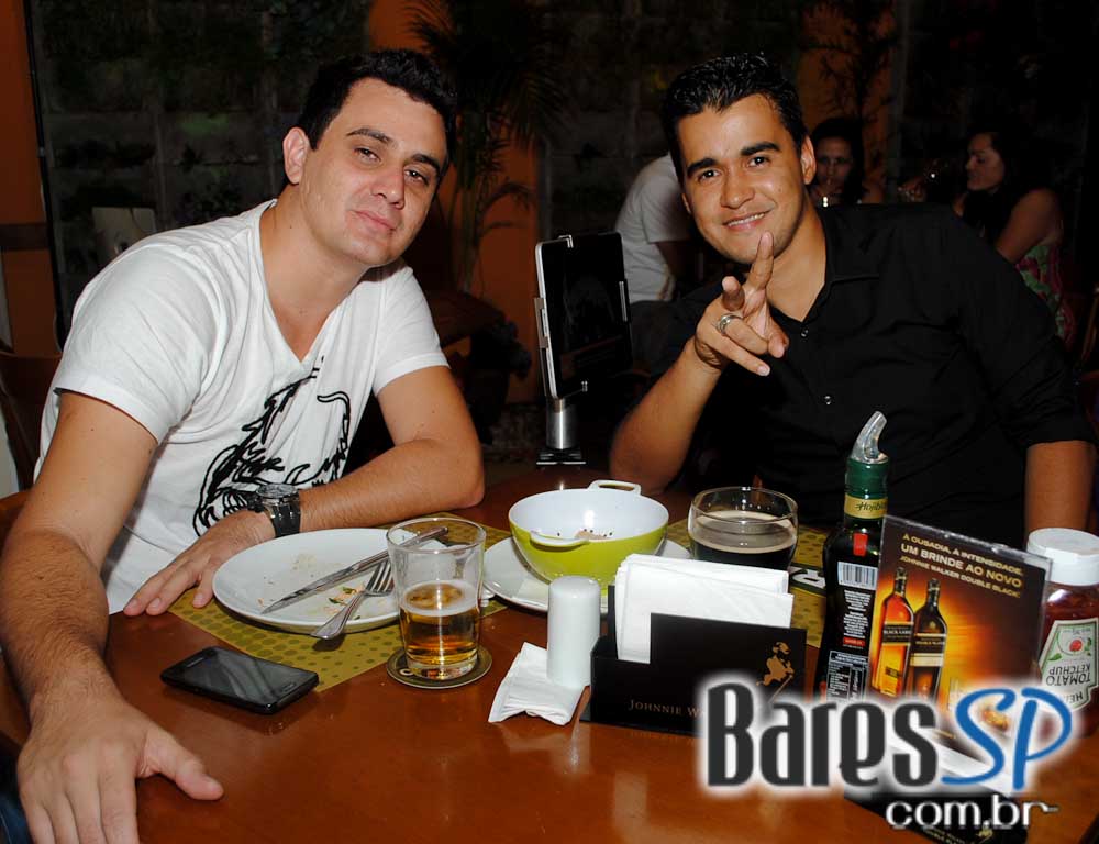 Jordão Bar ofereceu Happy Hour com chope gelado e petiscos Jordão Bar ofereceu Happy Hour com chope gelado e petiscos