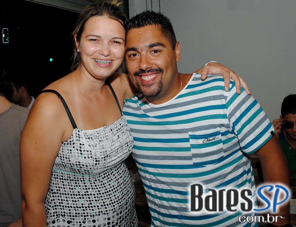 Patropi Bar e Restaurante recebeu na sexta o Grupo Contraste Patropi Bar e Restaurante recebeu na sexta o Grupo Contraste