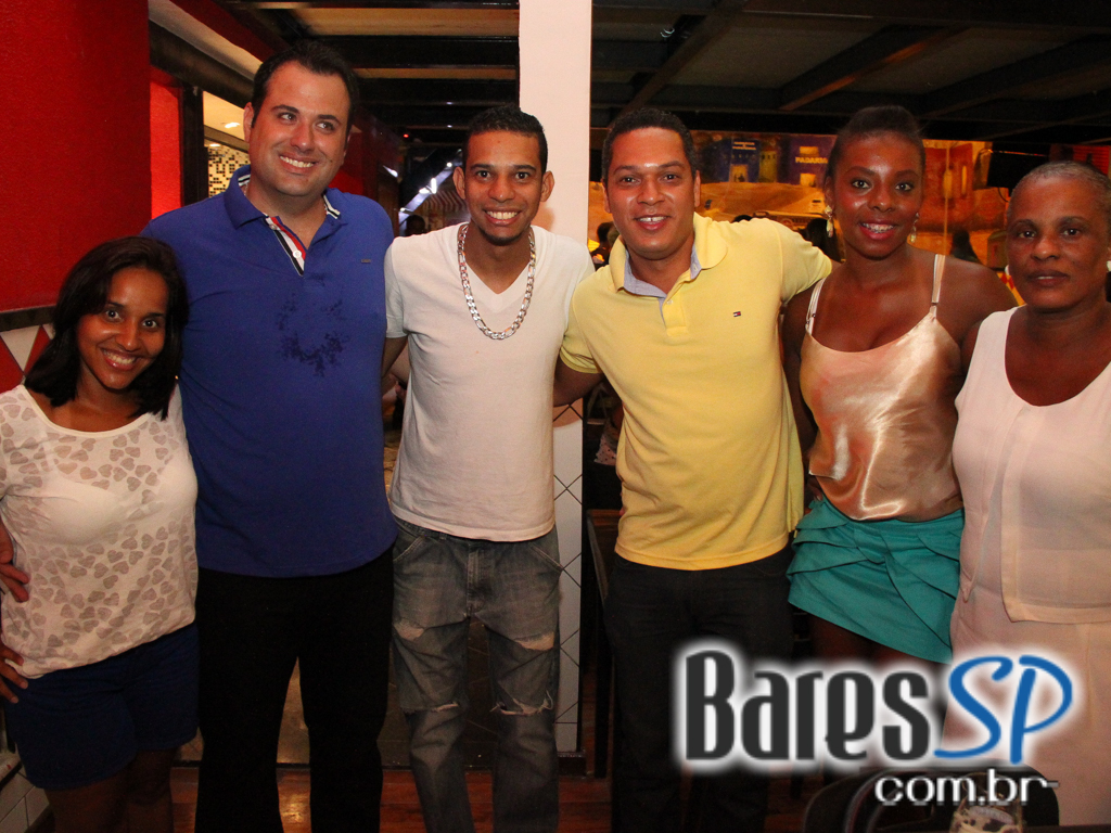 Boteco da Villa inaugurou neste domingo com muito samba e pagode Boteco da Villa inaugurou neste domingo com muito samba e pagode