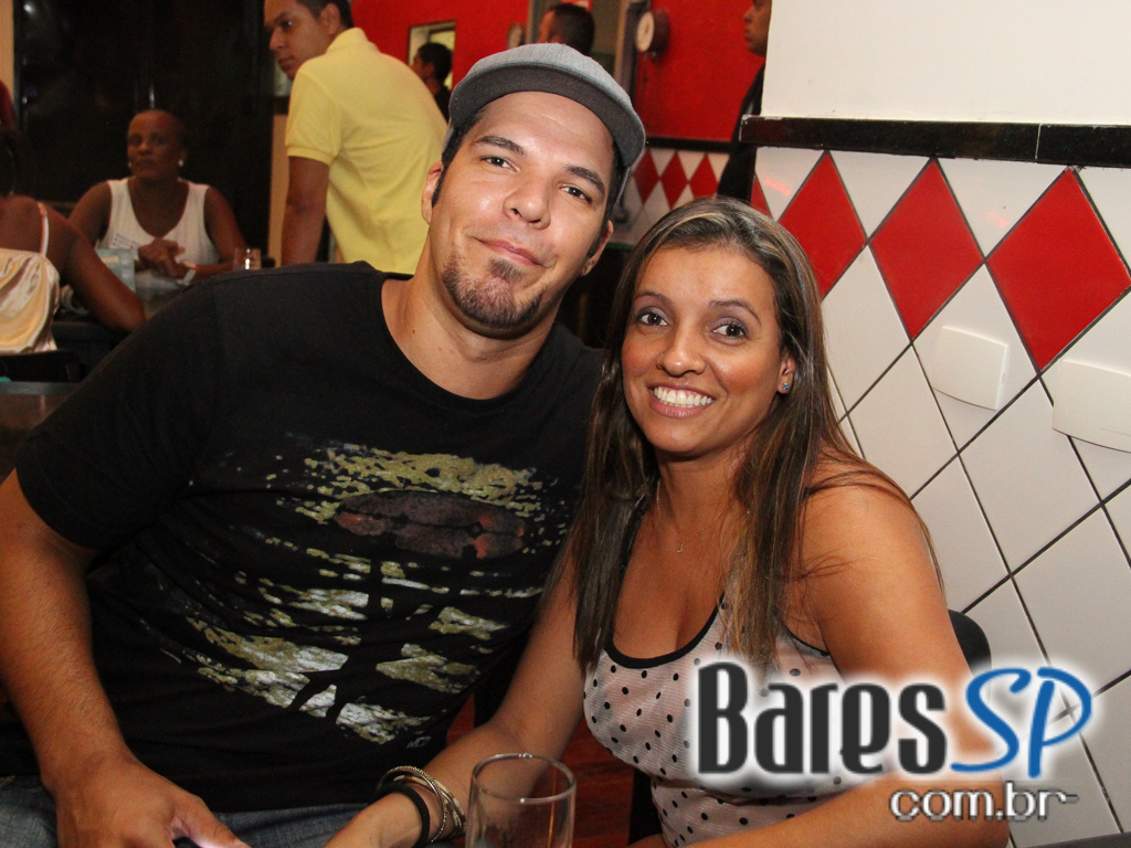 Boteco da Villa inaugurou neste domingo com muito samba e pagode Boteco da Villa inaugurou neste domingo com muito samba e pagode