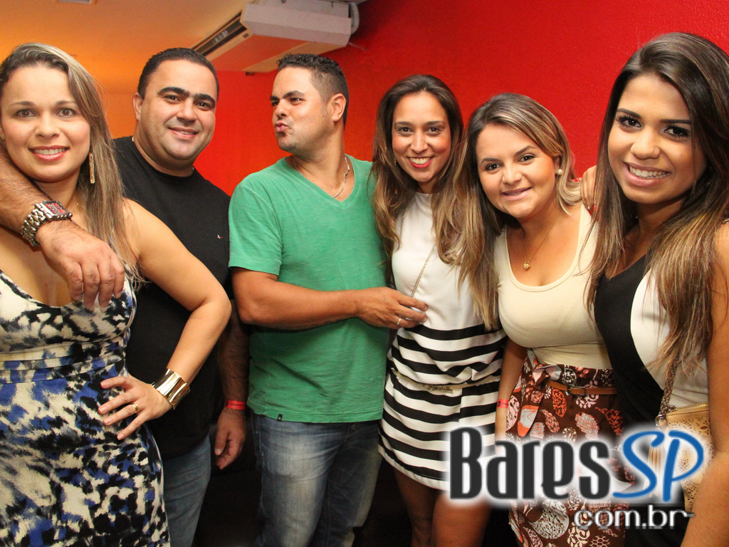 Boteco da Villa inaugurou neste domingo com muito samba e pagode Boteco da Villa inaugurou neste domingo com muito samba e pagode