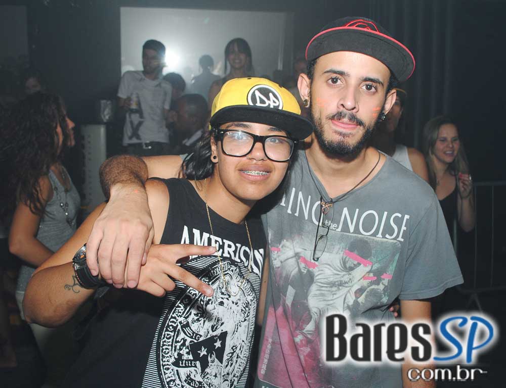 Festa Glow Party com participação de Scheila Carvalho na The L Festa Glow Party com participação de Scheila Carvalho na The L