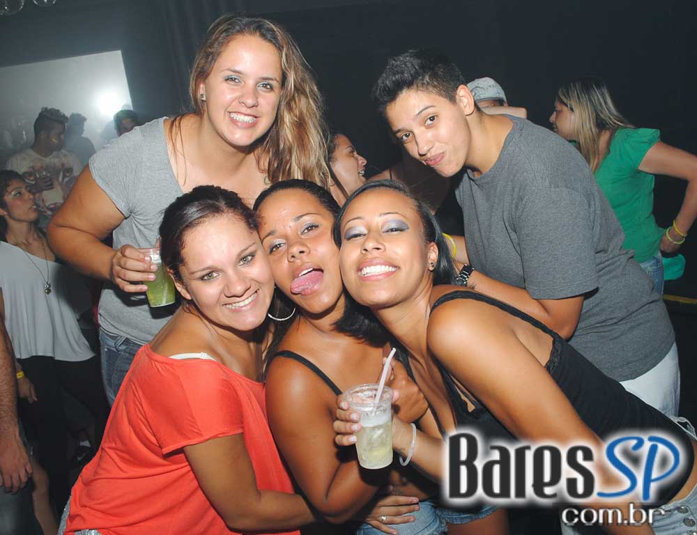 Festa Glow Party com participação de Scheila Carvalho na The L Festa Glow Party com participação de Scheila Carvalho na The L