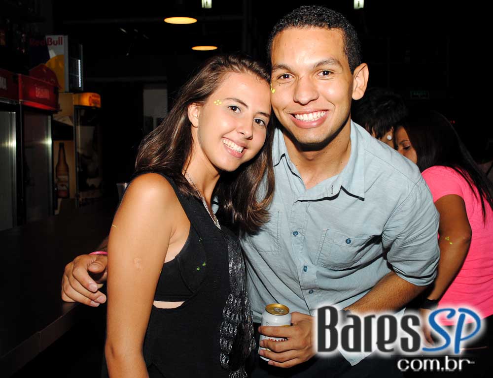 Festa Glow Party com participação de Scheila Carvalho na The L Festa Glow Party com participação de Scheila Carvalho na The L