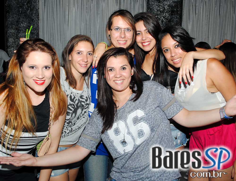 Festa Glow Party com participação de Scheila Carvalho na The L Festa Glow Party com participação de Scheila Carvalho na The L