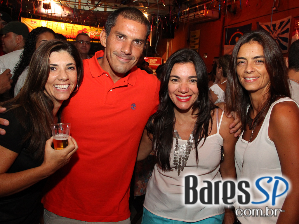 Neguinho da Beija Flor é a atração de quinta-feira no Traço de União Neguinho da Beija Flor é a atração de quinta-feira no Traço de União