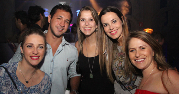 Club Yacht embalou a noite de quinta-feira com a Festa Baila Baila